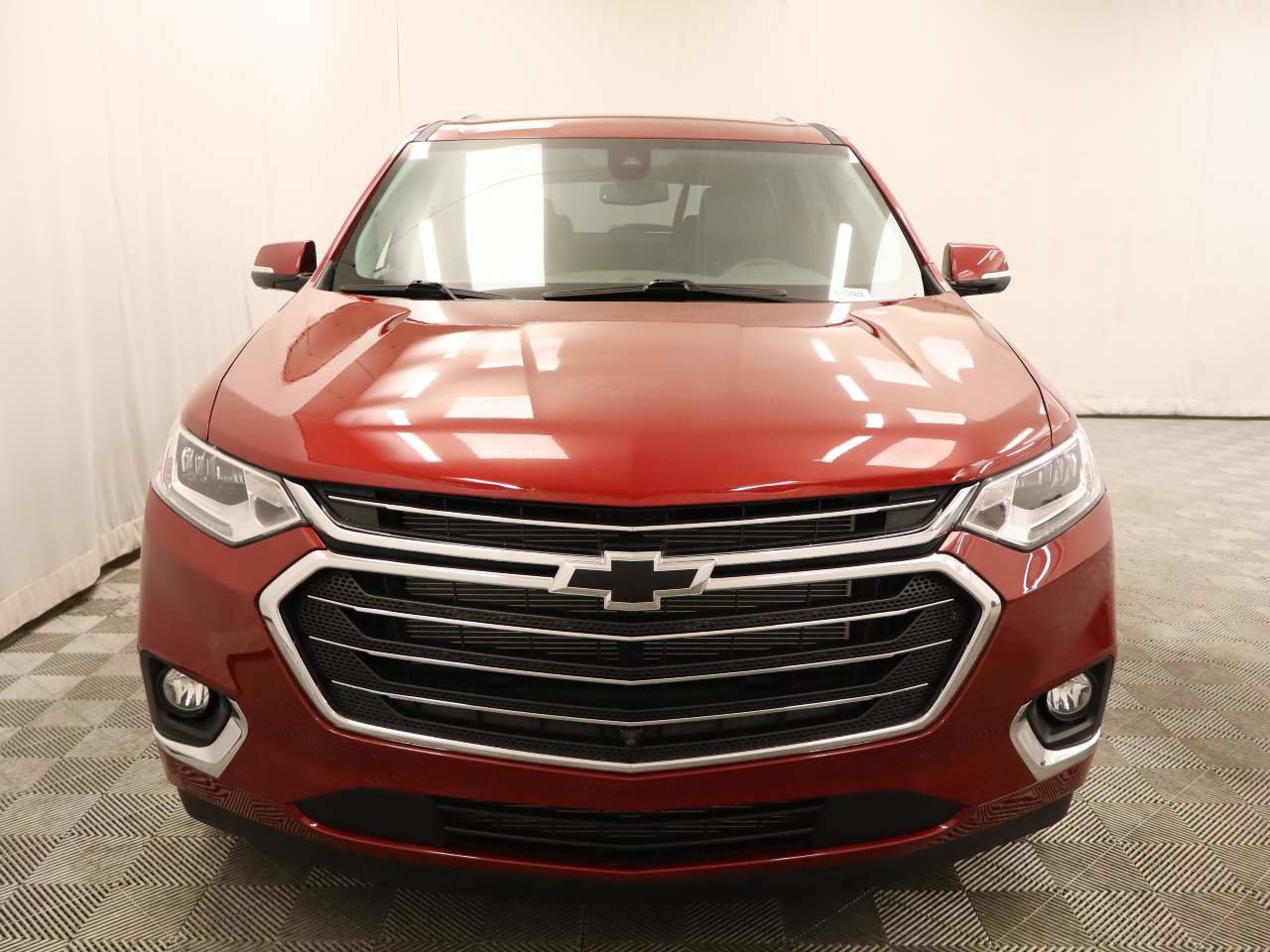 Used 2020 Chevrolet Traverse Premier w/ LPO, Floor Liner Package FWD image 4