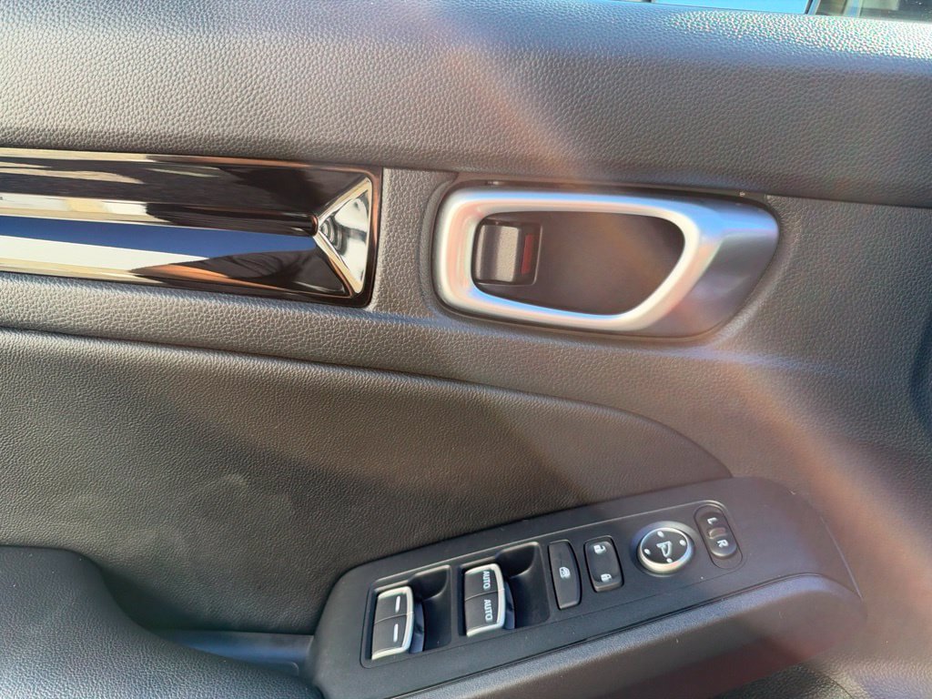 Used 2023 Honda Civic EX-L image 13