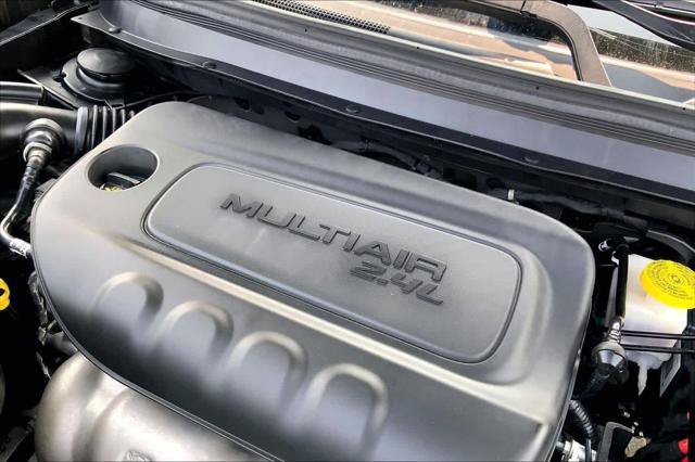 Certified 2020 Jeep Cherokee Limited w/ Technology Group FWD image 29