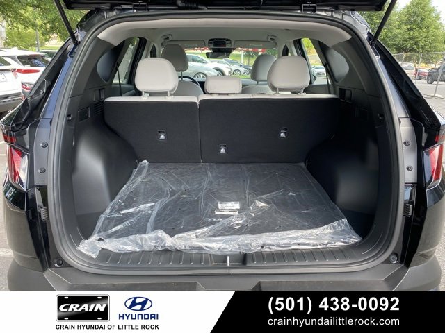 New 2025 Hyundai Tucson SE image 7