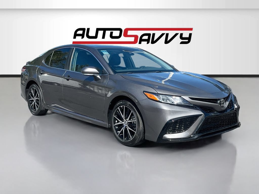 Used 2024 Toyota Camry SE