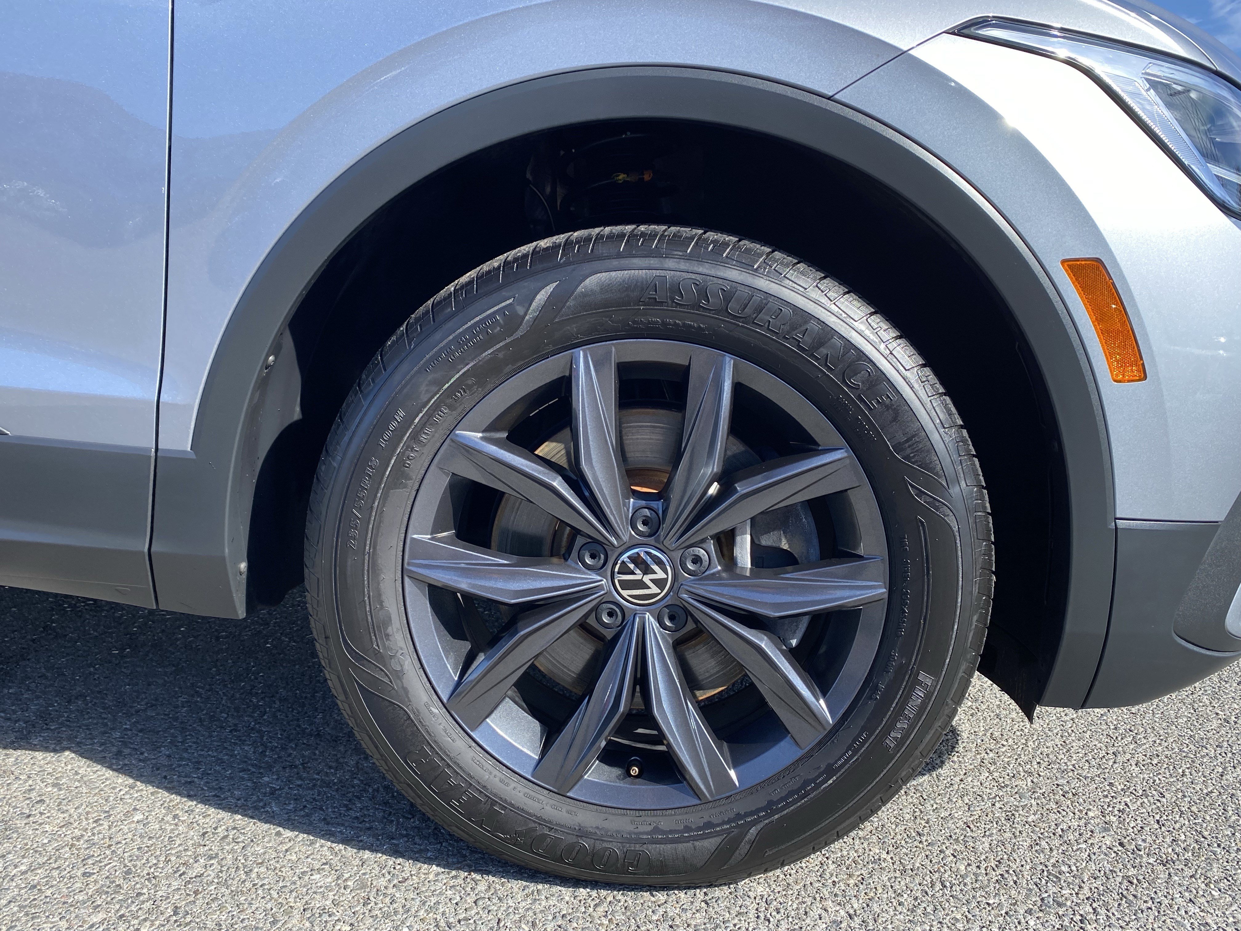 Certified 2023 Volkswagen Tiguan SE FWD image 10