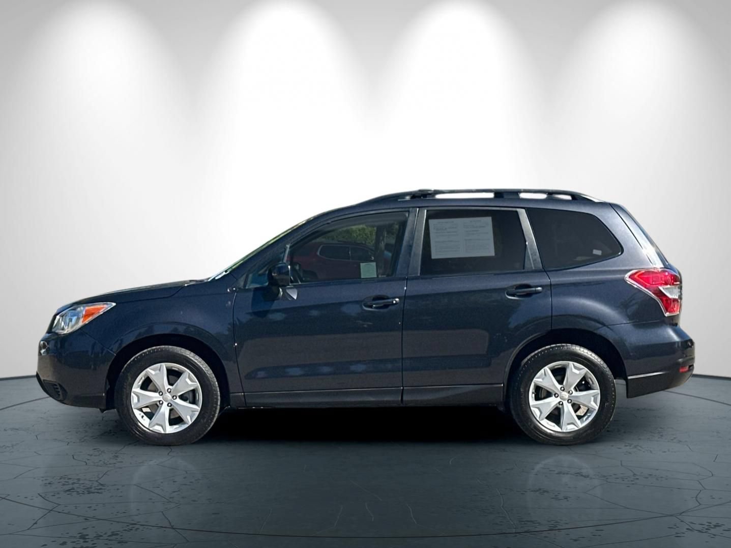 Used 2015 Subaru Forester 2.5i Premium w/ All-Weather Package AWD/4WD image 7