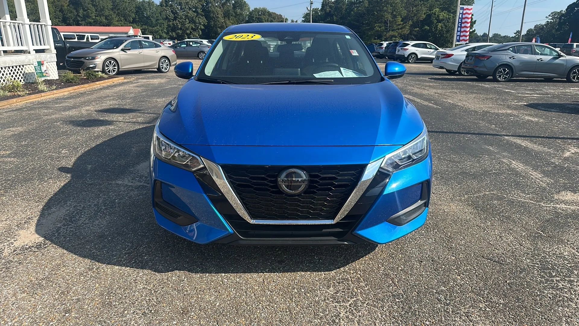 Used 2023 Nissan Sentra SV image 2