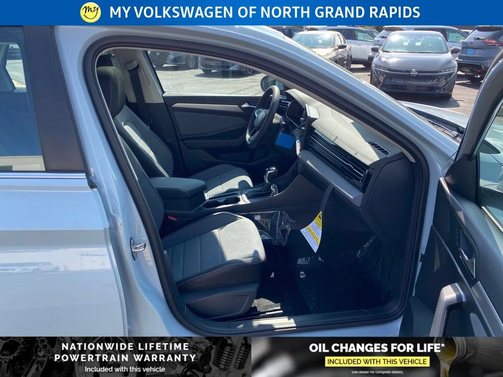 New 2026 Volkswagen Jetta SE FWD image 20
