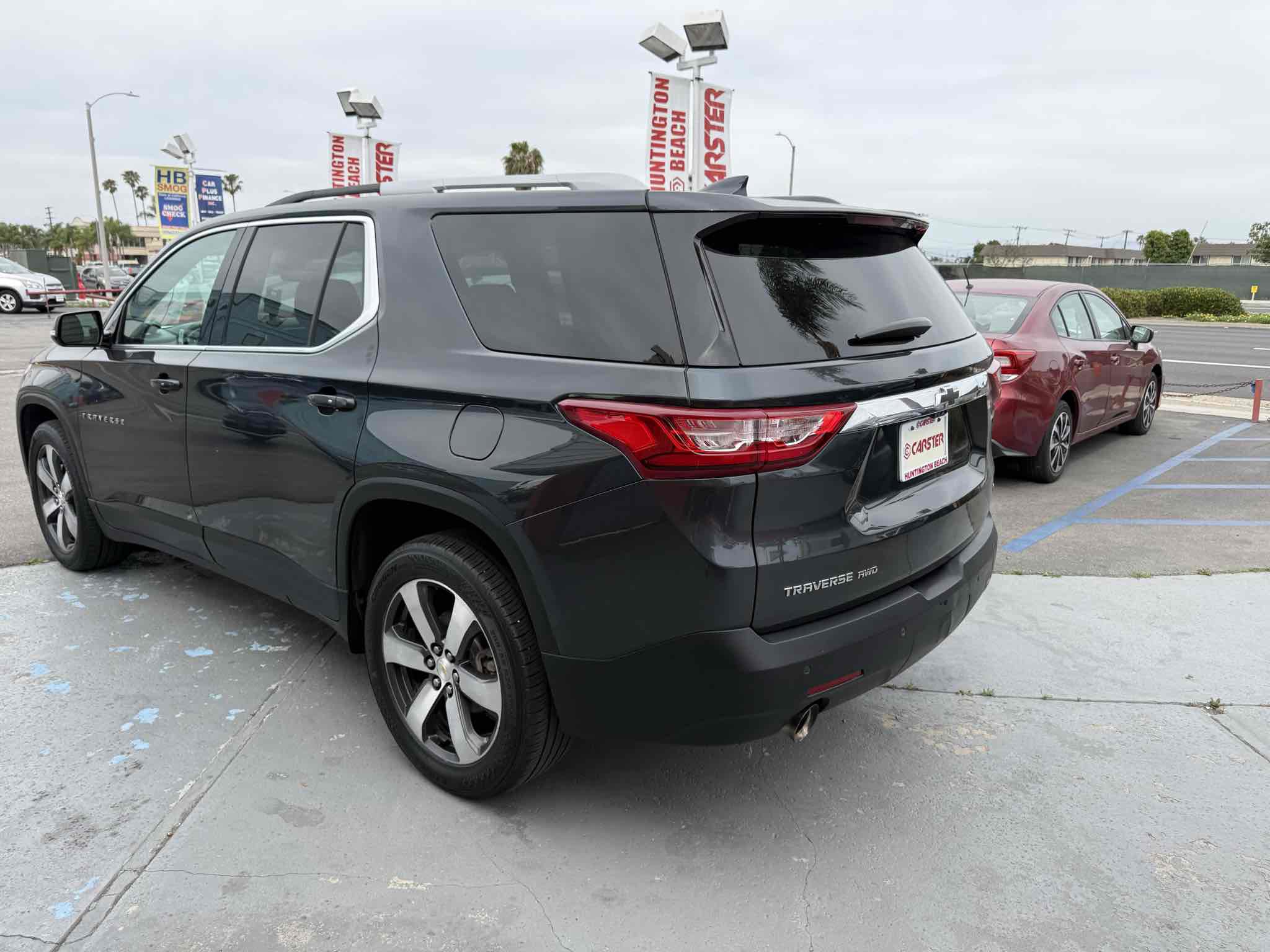Used 2018 Chevrolet Traverse LT image 11