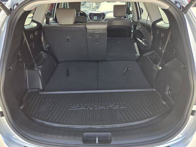 Used 2017 Hyundai Santa Fe FWD image 15