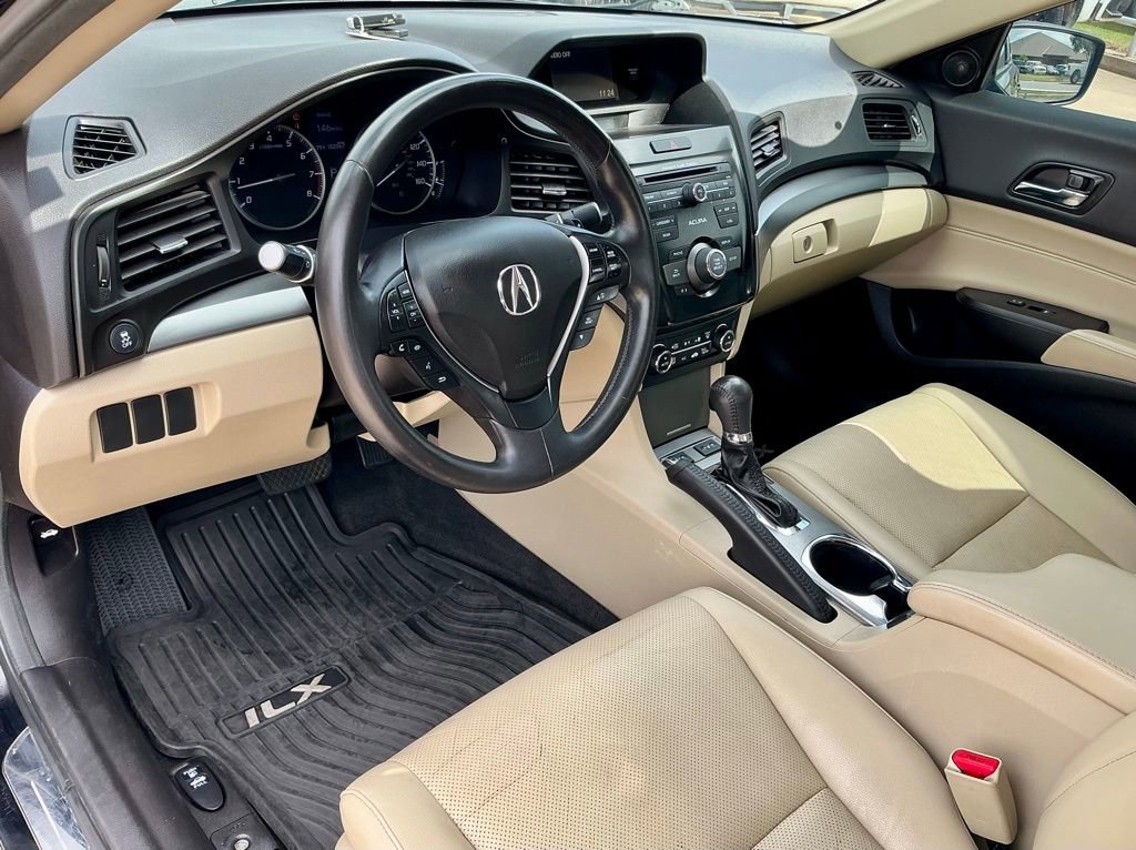 Used 2014 Acura ILX w/ Premium Package FWD image 34