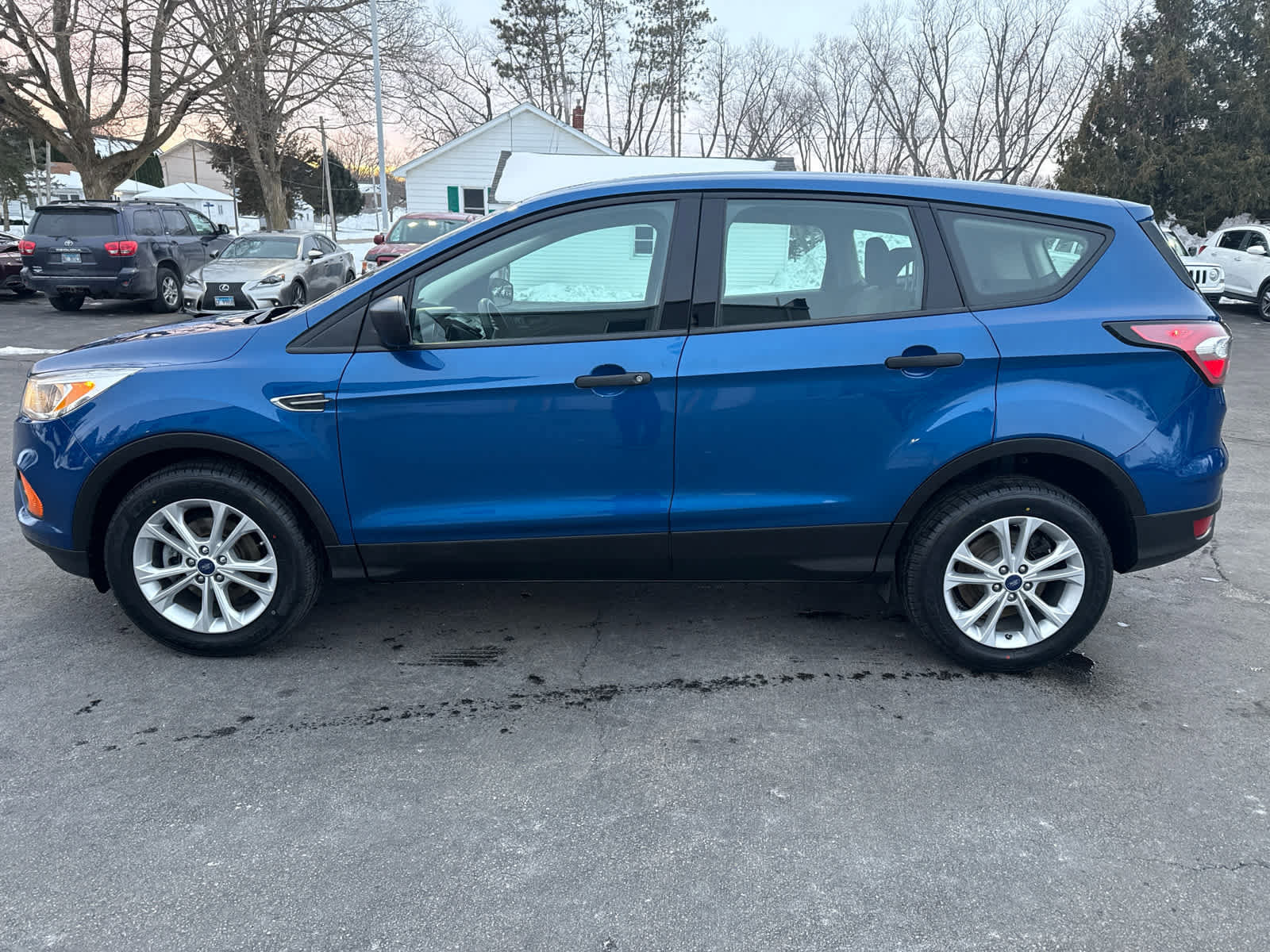 Used 2017 Ford Escape S image 6