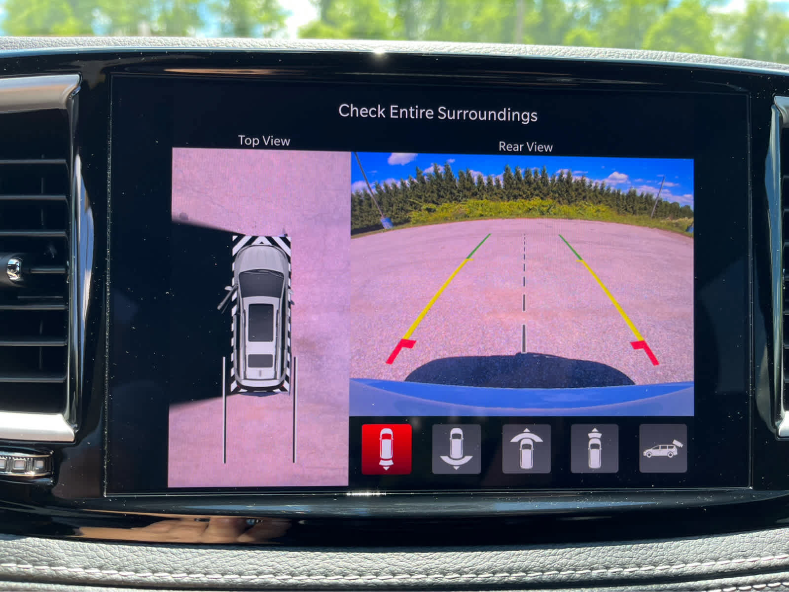 New 2026 Chrysler Pacifica Select FWD image 16