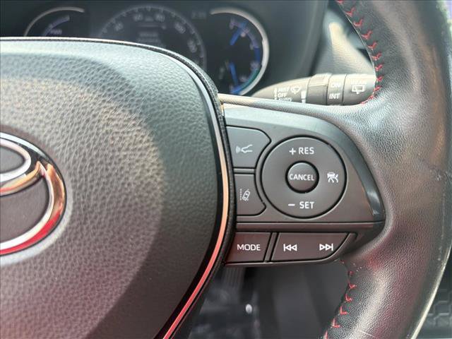 Used 2021 Toyota RAV4 SE w/ Weather & Moonroof Package AWD/4WD image 16
