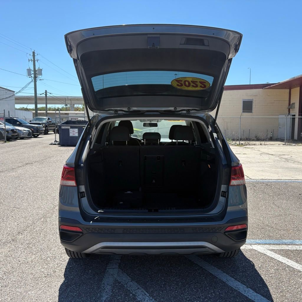 Used 2022 Volkswagen Taos S image 13