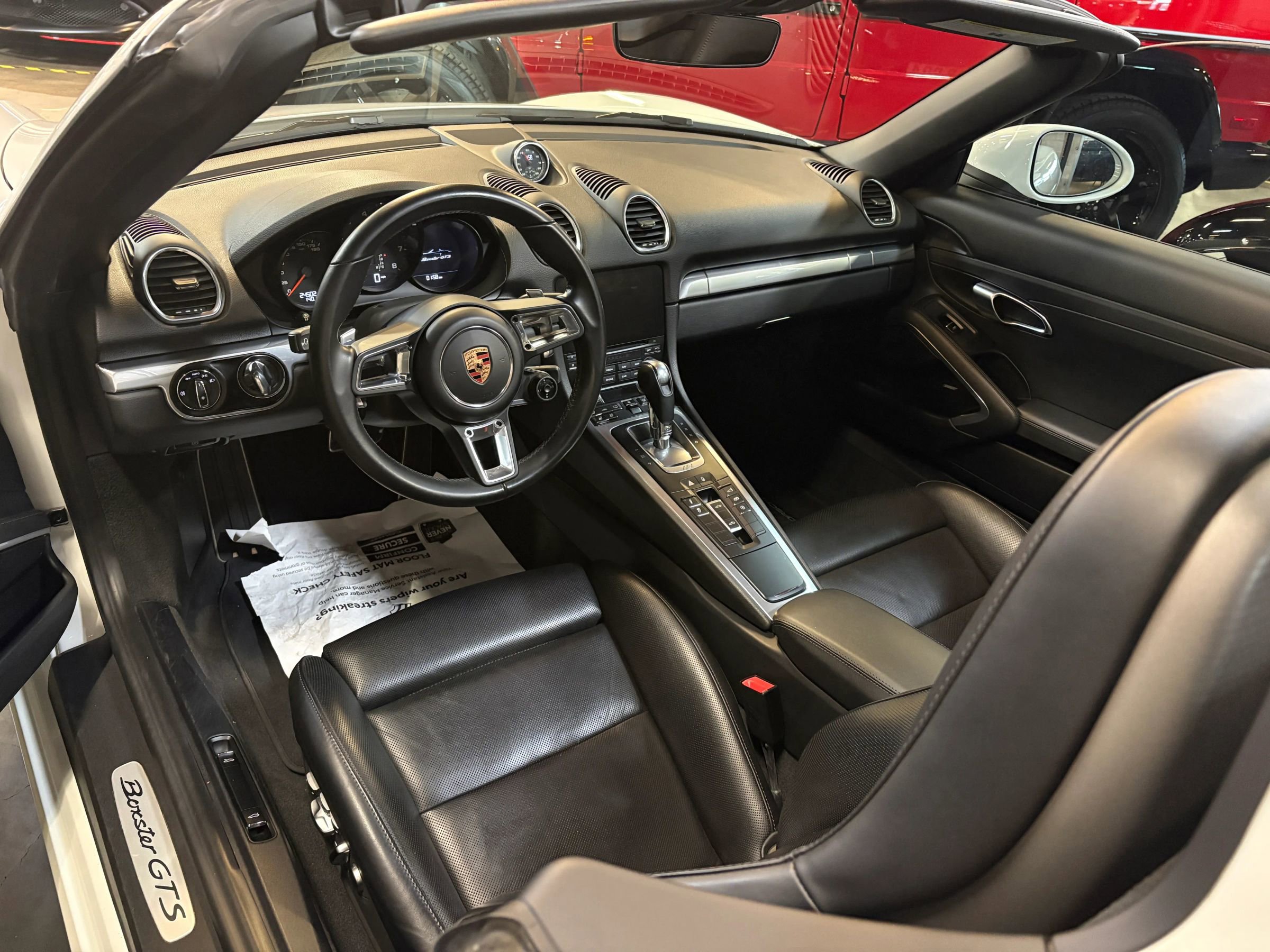 Used 2018 Porsche 718 Boxster GTS image 8