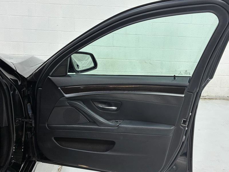 Used 2016 BMW 528i Sedan RWD image 12