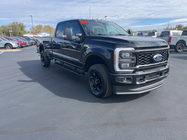 New 2026 Ford F250 4x4 Crew Cab Super Duty image 3