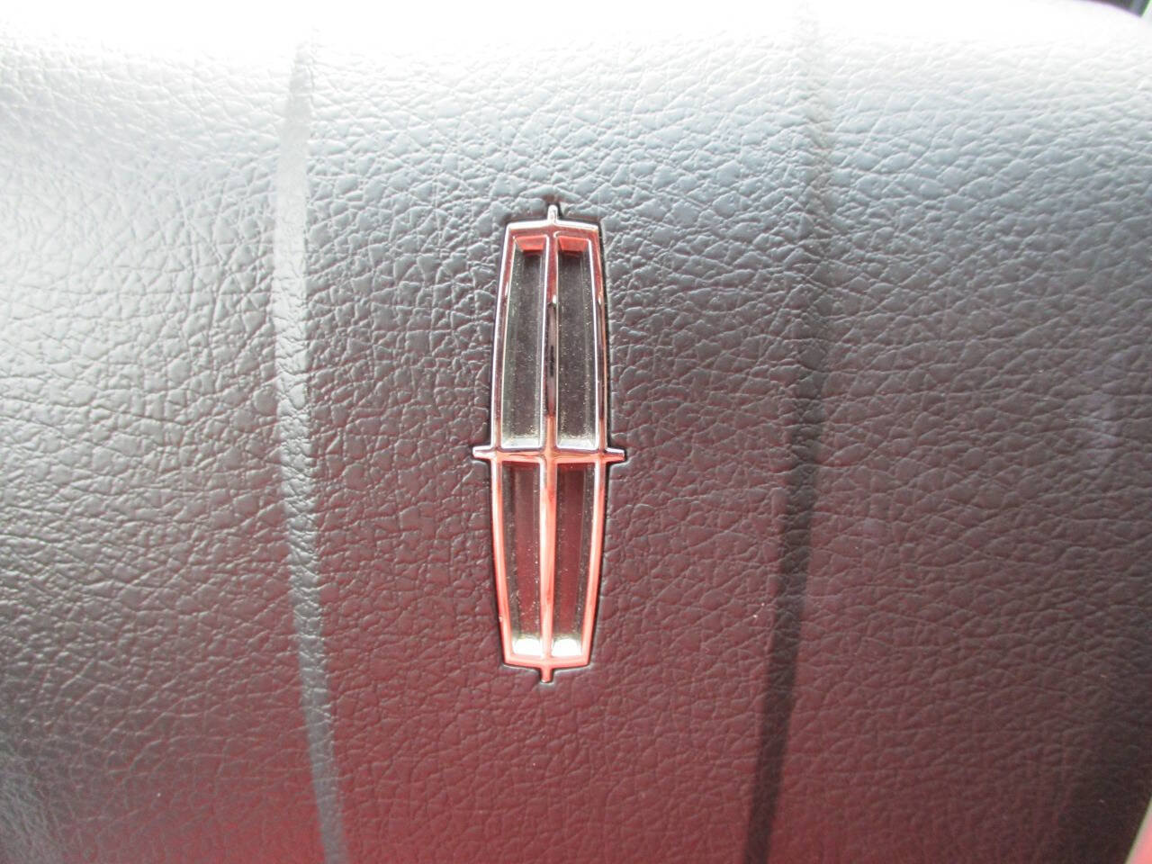 Used 2010 Lincoln MKZ FWD image 38