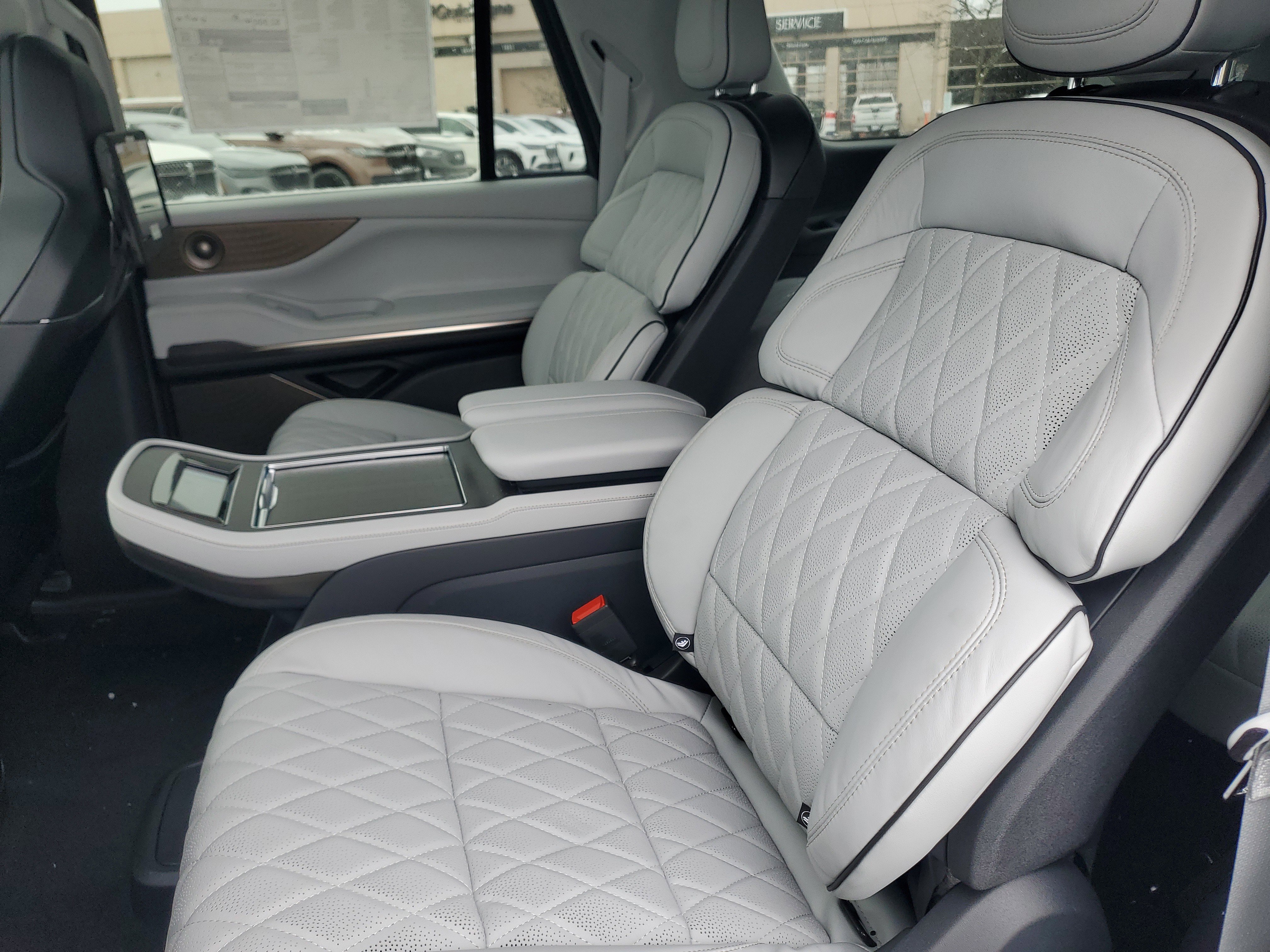 New 2026 Lincoln Navigator L Black Label image 31