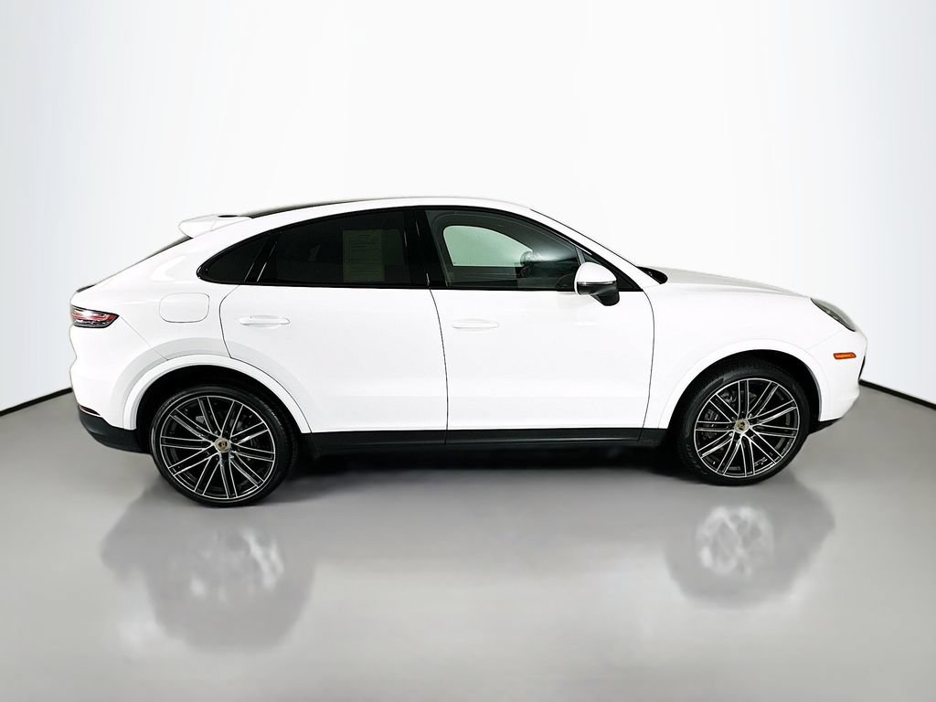 Certified 2023 Porsche Cayenne Platinum Edition AWD/4WD image 8