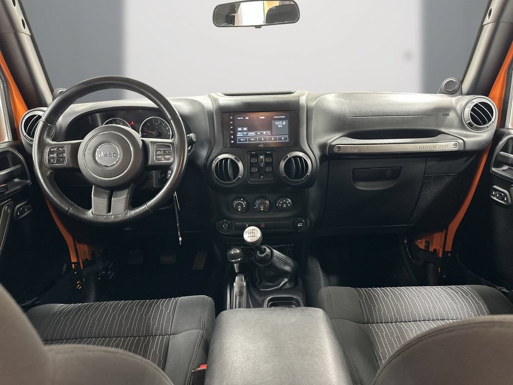 Used 2012 Jeep Wrangler Unlimited Sport AWD/4WD image 18