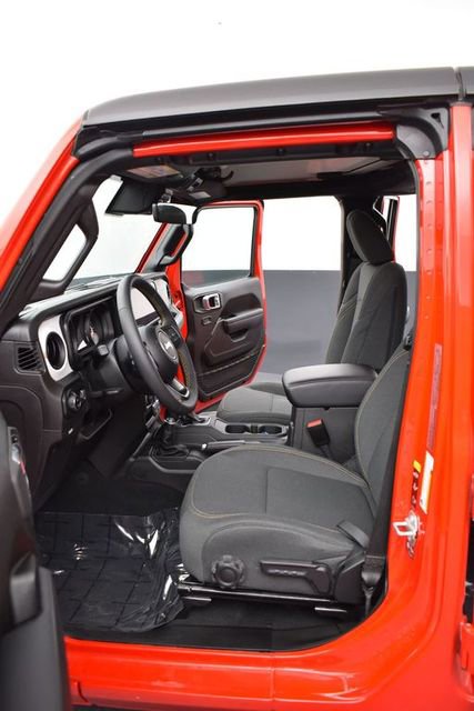 Used 2024 Jeep Gladiator Sport image 7