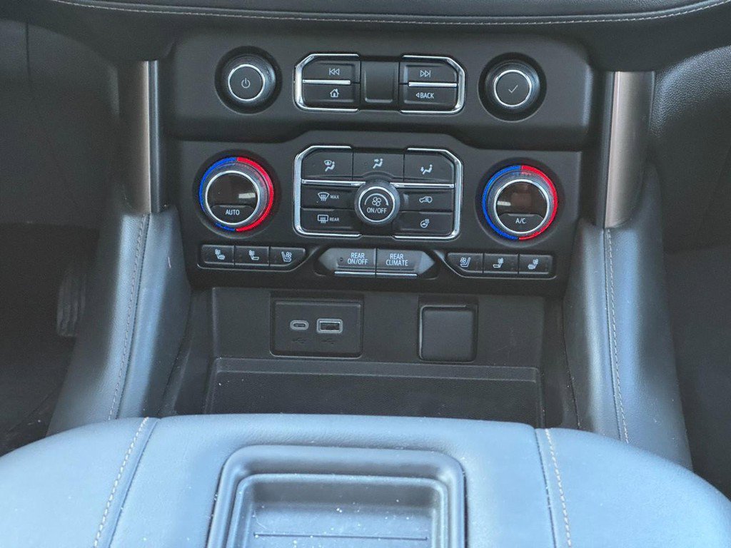 Used 2023 Chevrolet Tahoe High Country w/ Advanced Technology Package image 17