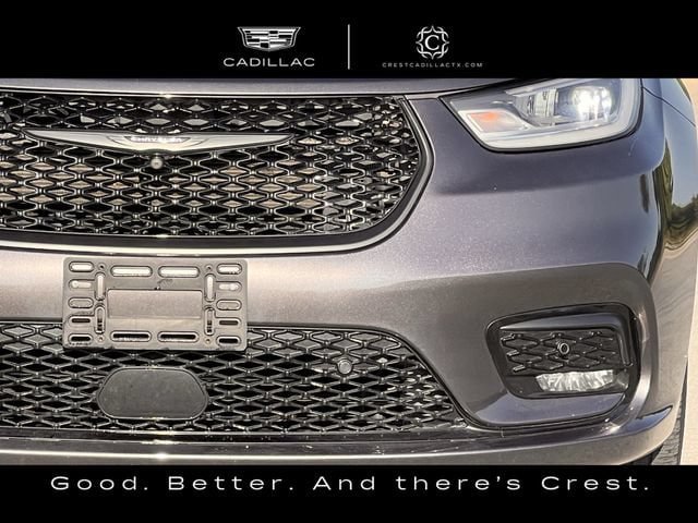 Used 2023 Chrysler Pacifica Touring-L w/ S Appearance Package FWD image 8