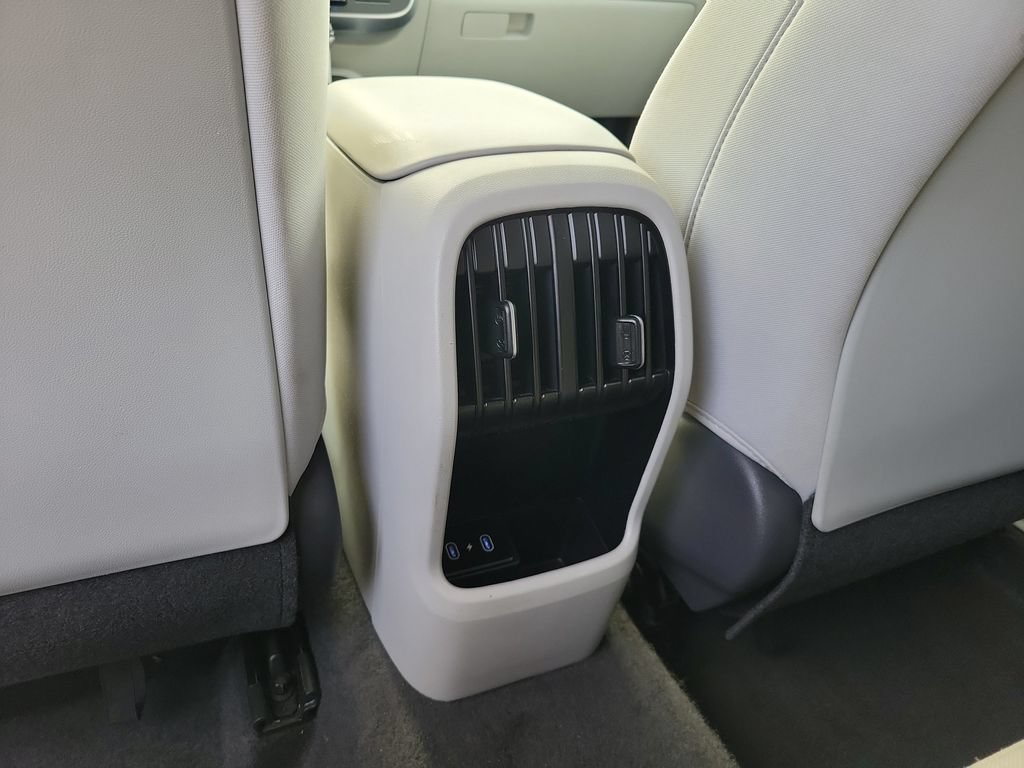 Used 2024 Hyundai Kona SEL AWD/4WD image 14