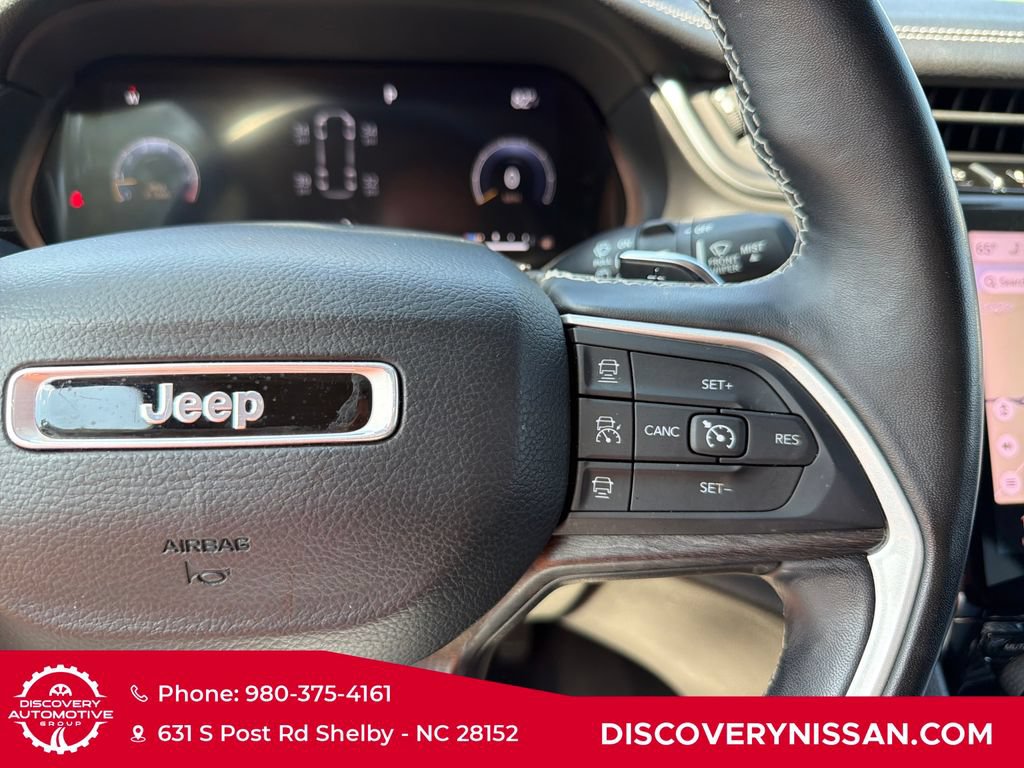 Used 2022 Jeep Grand Cherokee Limited AWD/4WD image 25