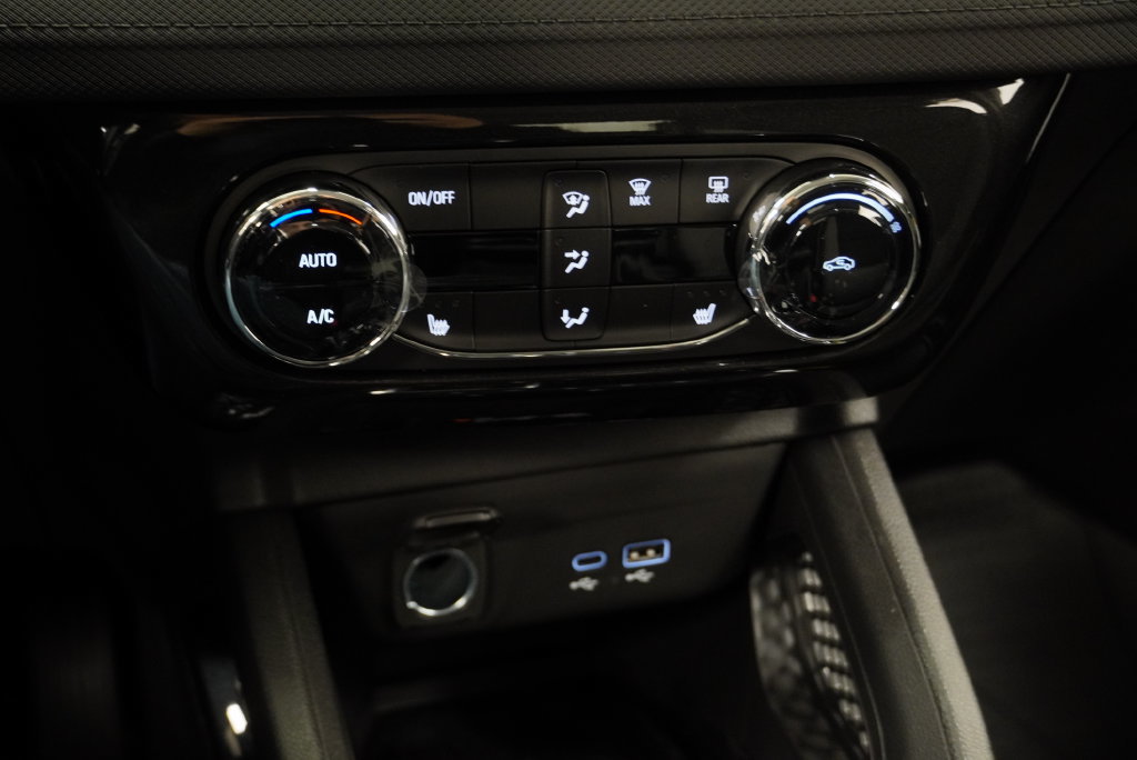 New 2026 Chevrolet TrailBlazer LT w/ Convenience Package FWD image 25