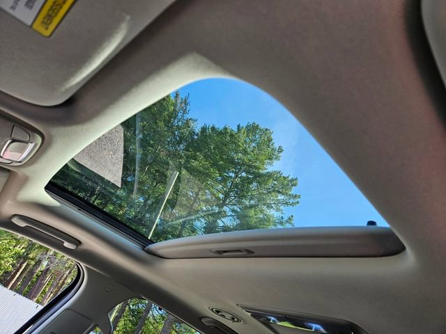 Used 2023 Kia Telluride EX w/ EX Captain's Chair Package image 20