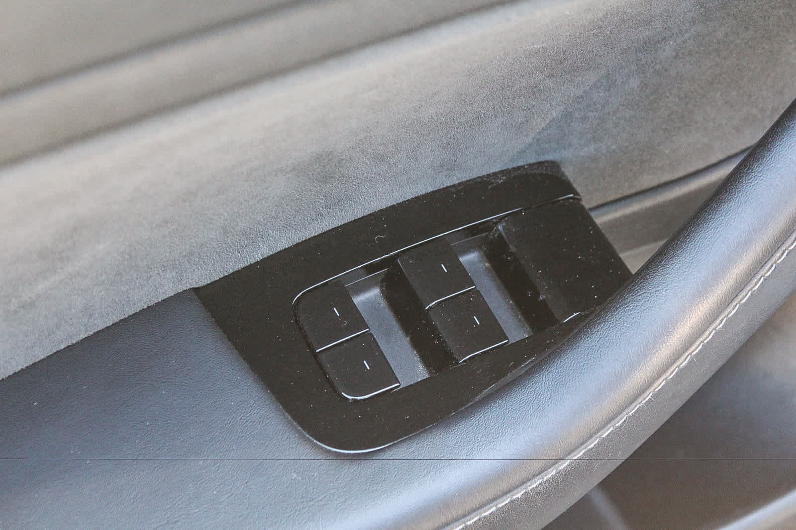 Used 2020 Tesla Model 3 Standard Range RWD image 26