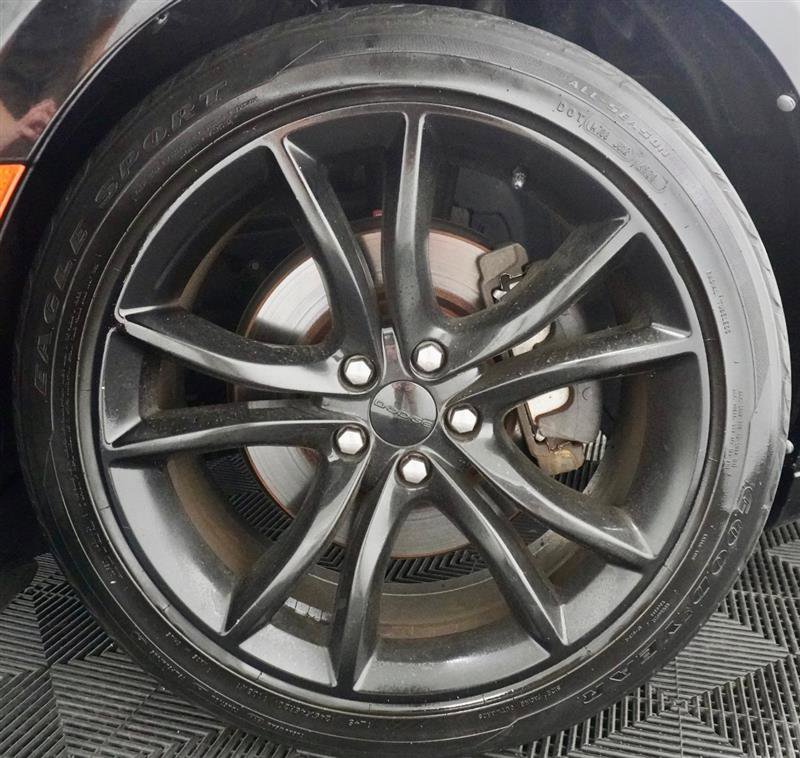 Used 2016 Dodge Charger R/T w/ Plus Group image 3