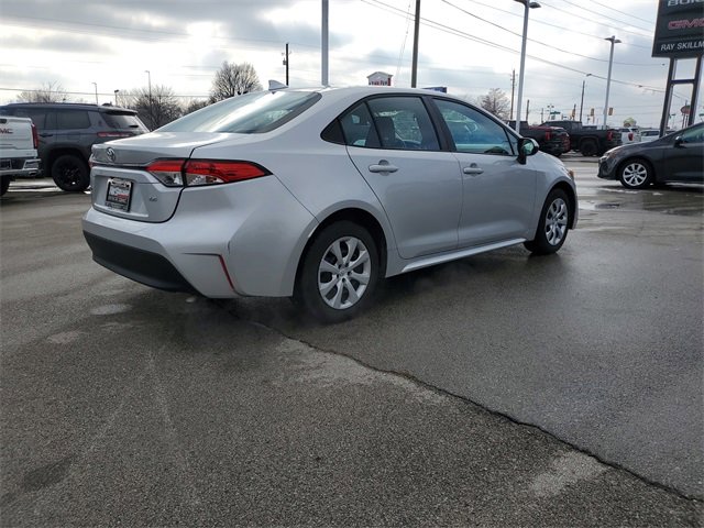 Used 2024 Toyota Corolla LE image 6