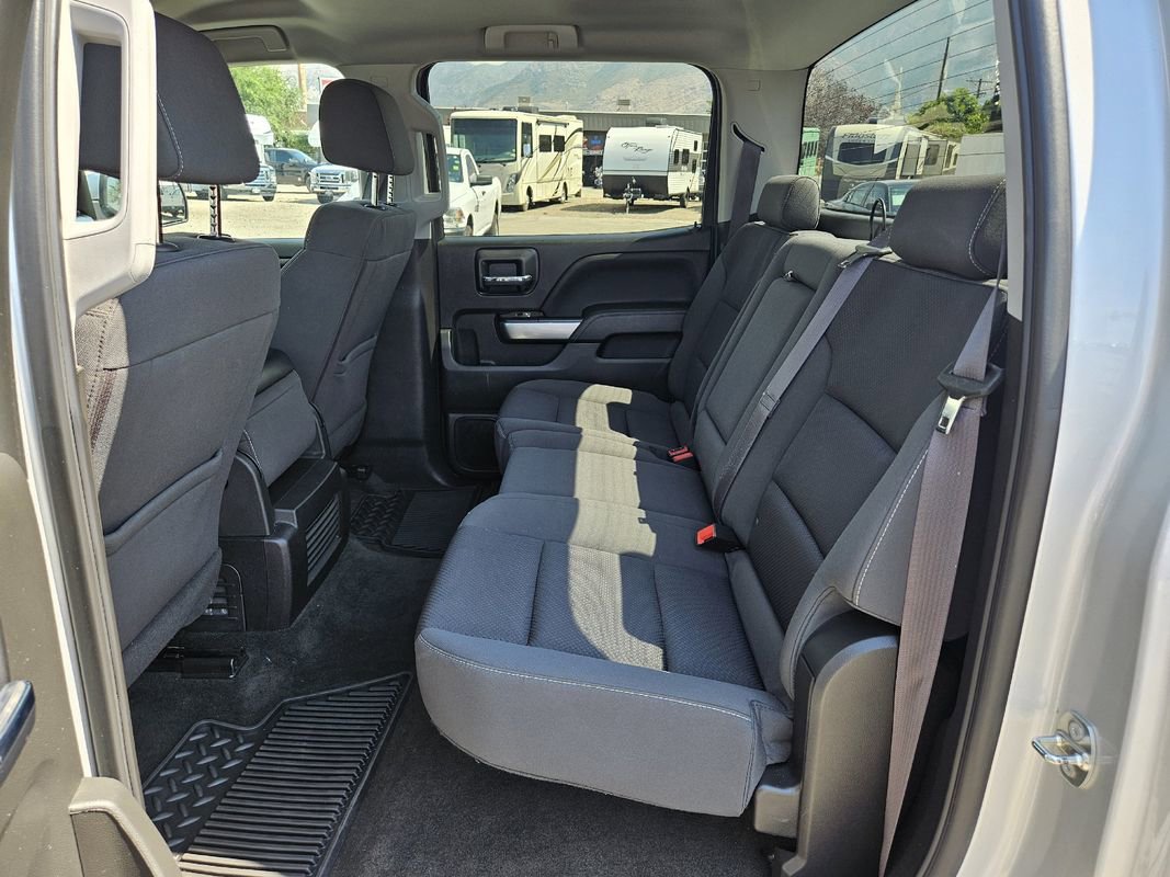 Used 2017 Chevrolet Silverado 1500 LT w/ LT Eassist Package AWD/4WD image 27