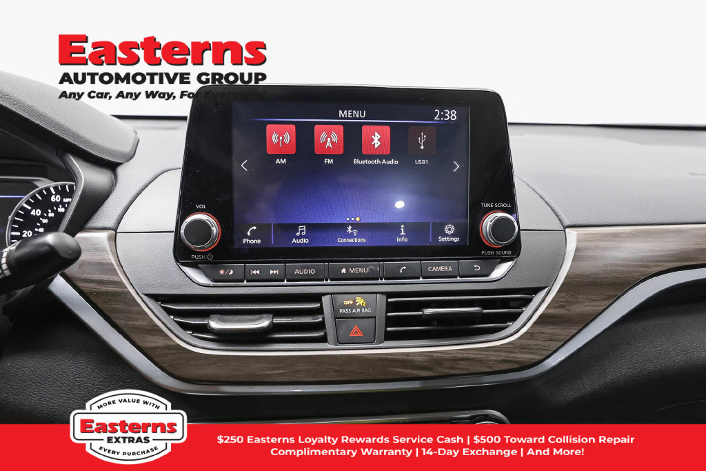 Used 2023 Nissan Altima 2.5 SV FWD image 13