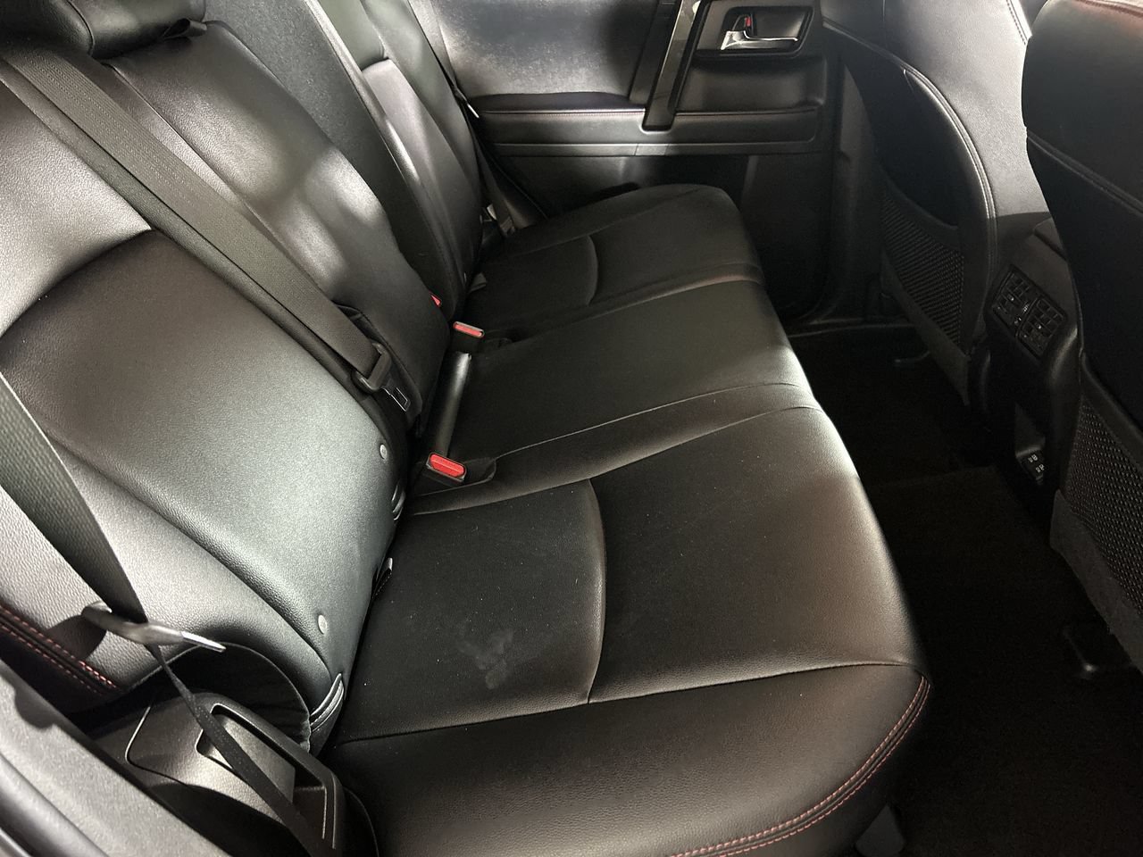 Used 2021 Toyota 4Runner TRD Off-Road Premium w/ Moonroof Package AWD/4WD image 26