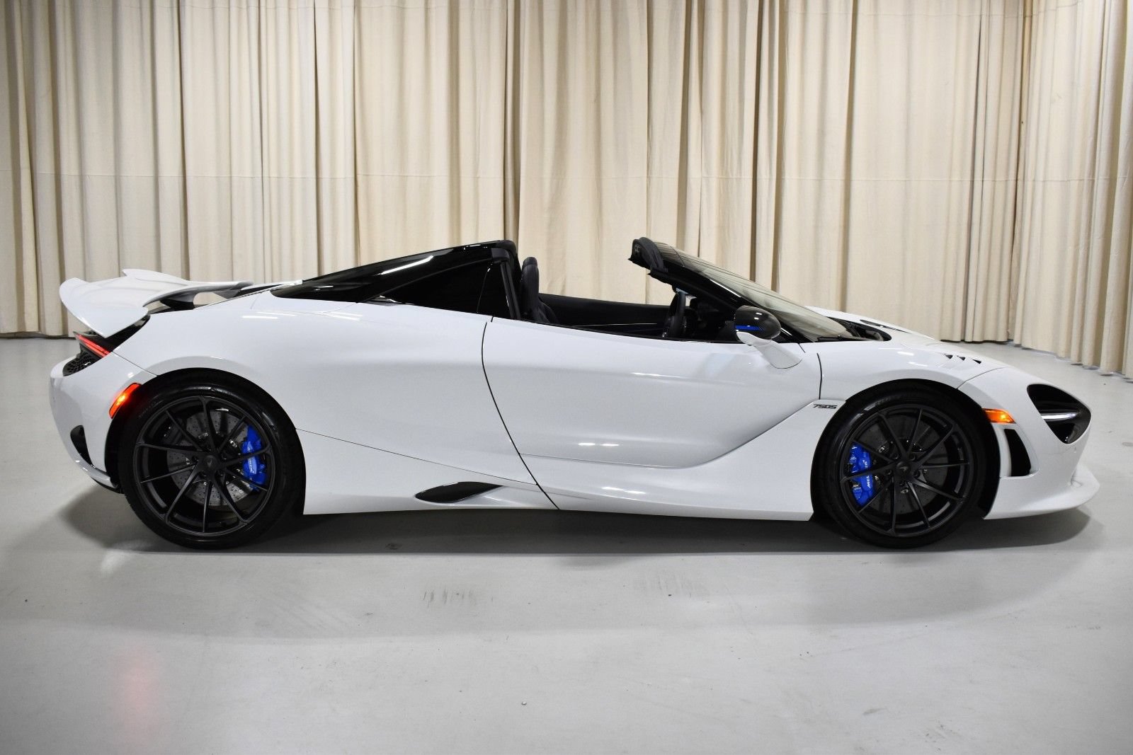 New 2027 McLaren 750S Spider RWD image 11