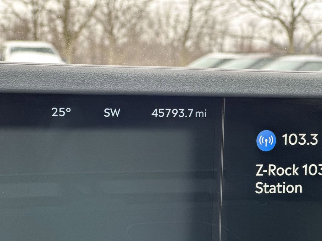 Used 2024 Lincoln Nautilus Reserve image 13