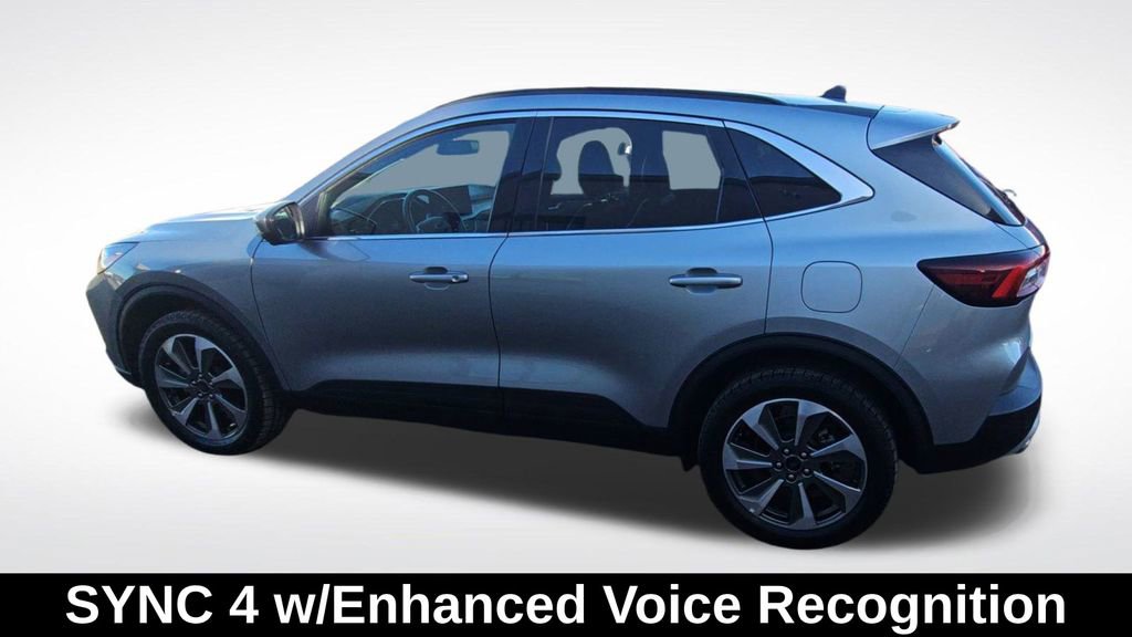 Used 2024 Ford Escape Platinum image 6