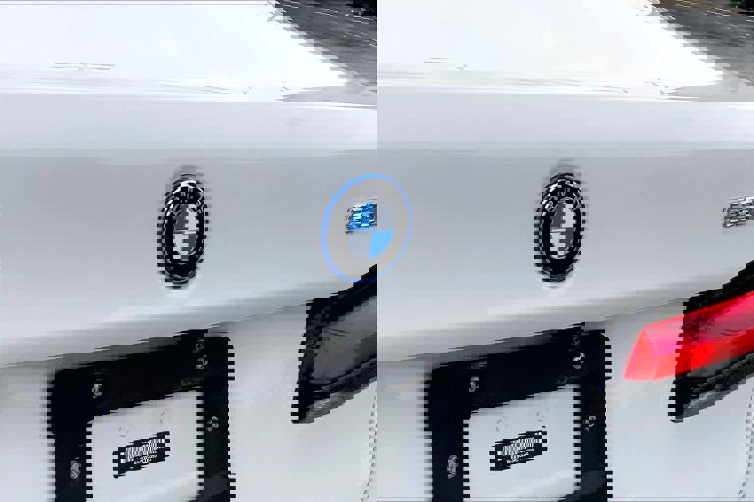 Used 2023 BMW 530e RWD image 10