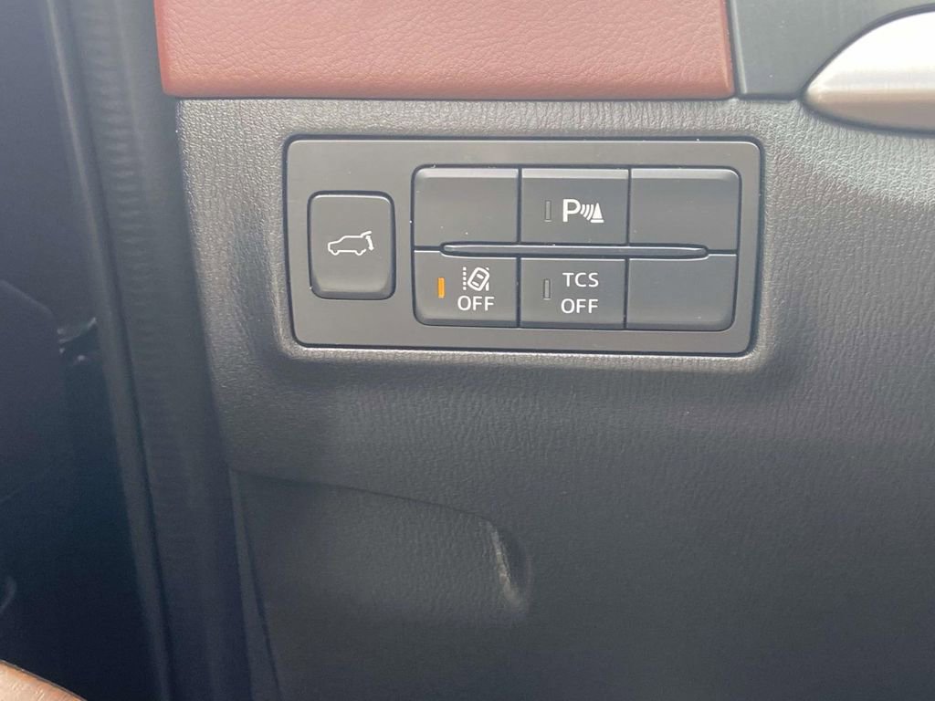 Used 2018 MAZDA CX-9 Signature AWD/4WD image 23