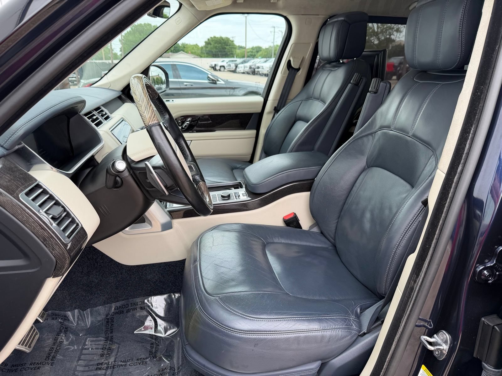 Used 2019 Land Rover Range Rover Long Wheelbase Autobiography AWD/4WD image 22