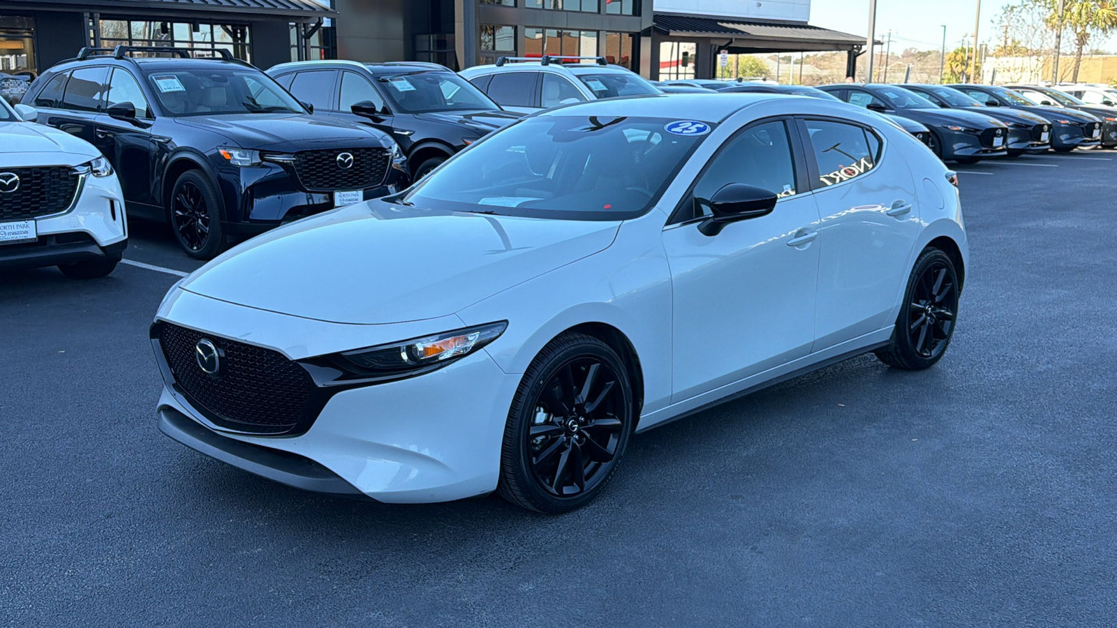 Certified 2025 MAZDA MAZDA3 s Sport image 4