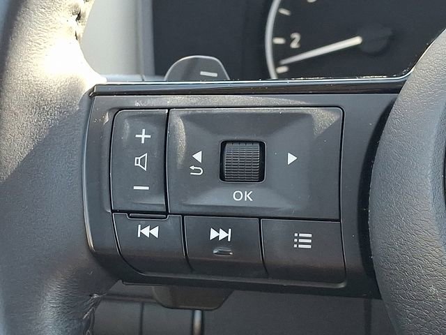 Used 2021 Nissan Rogue SV w/ Premium Package image 24