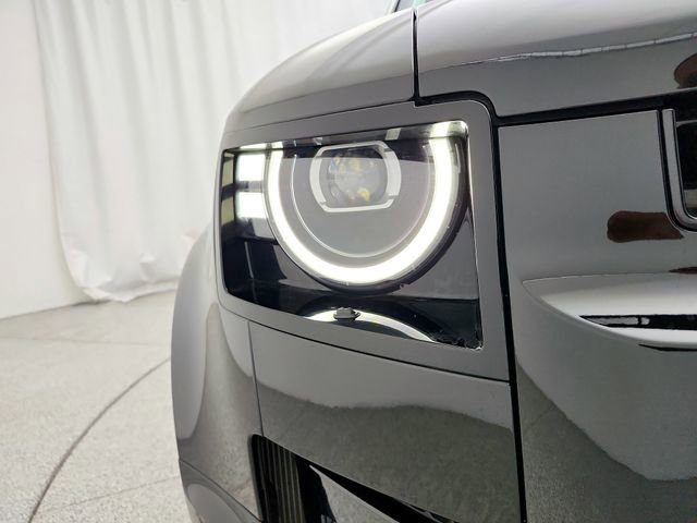 New 2026 Land Rover Defender 110 X-Dynamic SE AWD/4WD image 30