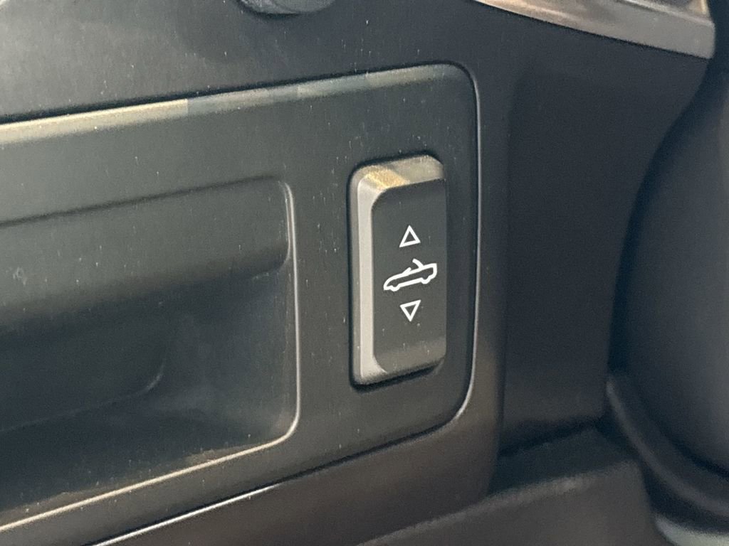 Used 2019 Chevrolet Corvette Stingray Convertible w/ 1LT image 34