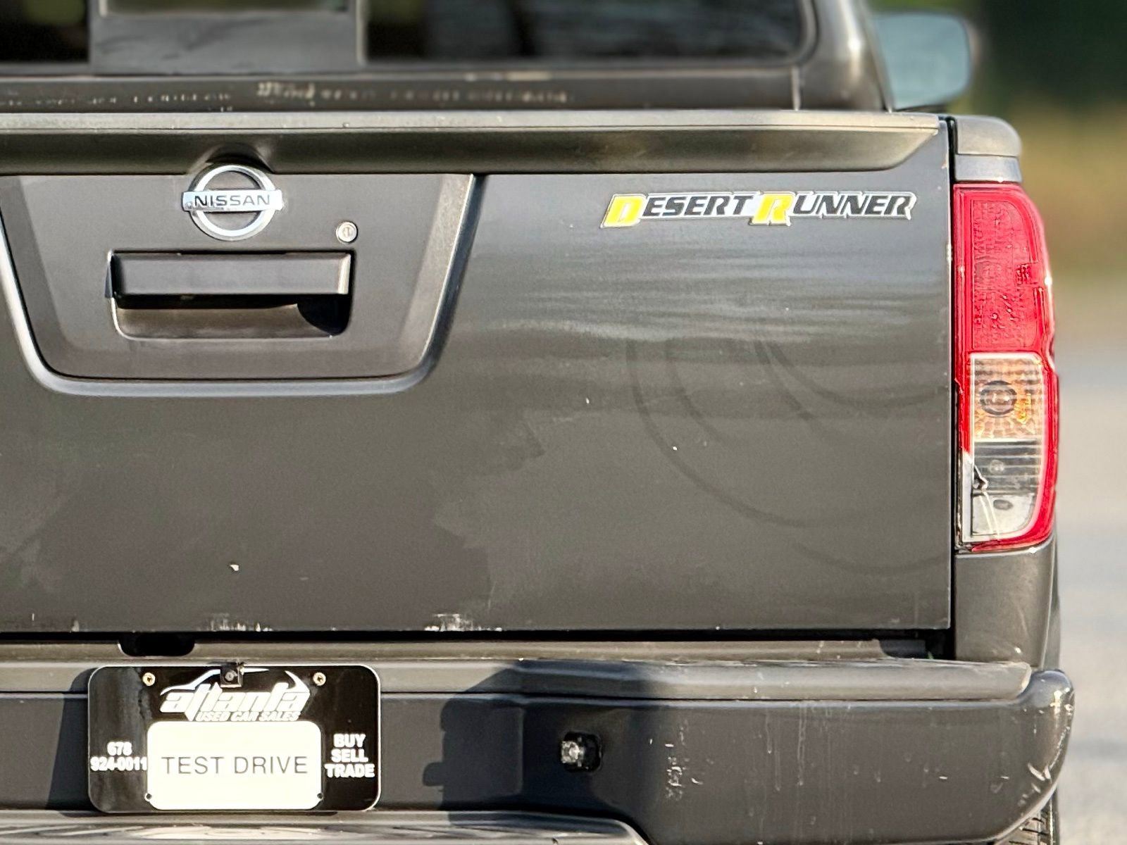 Used 2013 Nissan Frontier Desert Runner image 17