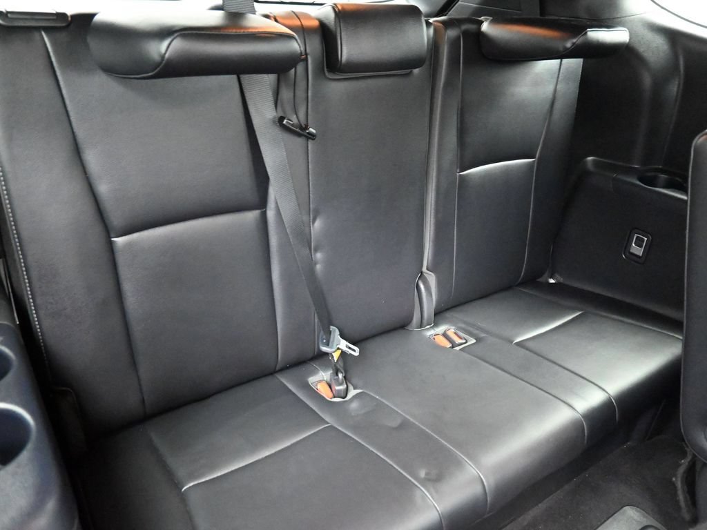 Used 2021 Toyota Highlander XSE AWD/4WD image 25