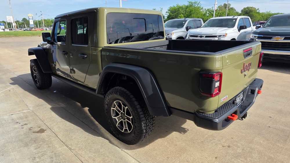 Used 2025 Jeep Gladiator Mojave w/ Convenience Group AWD/4WD image 3