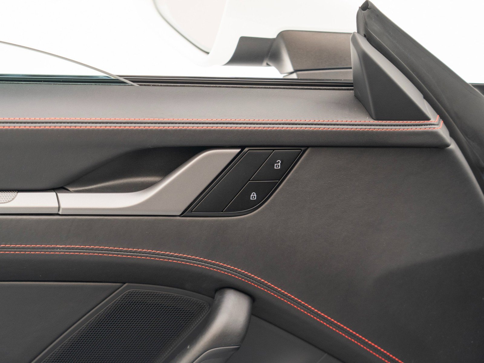Certified 2022 Porsche 911 Carrera S RWD image 22
